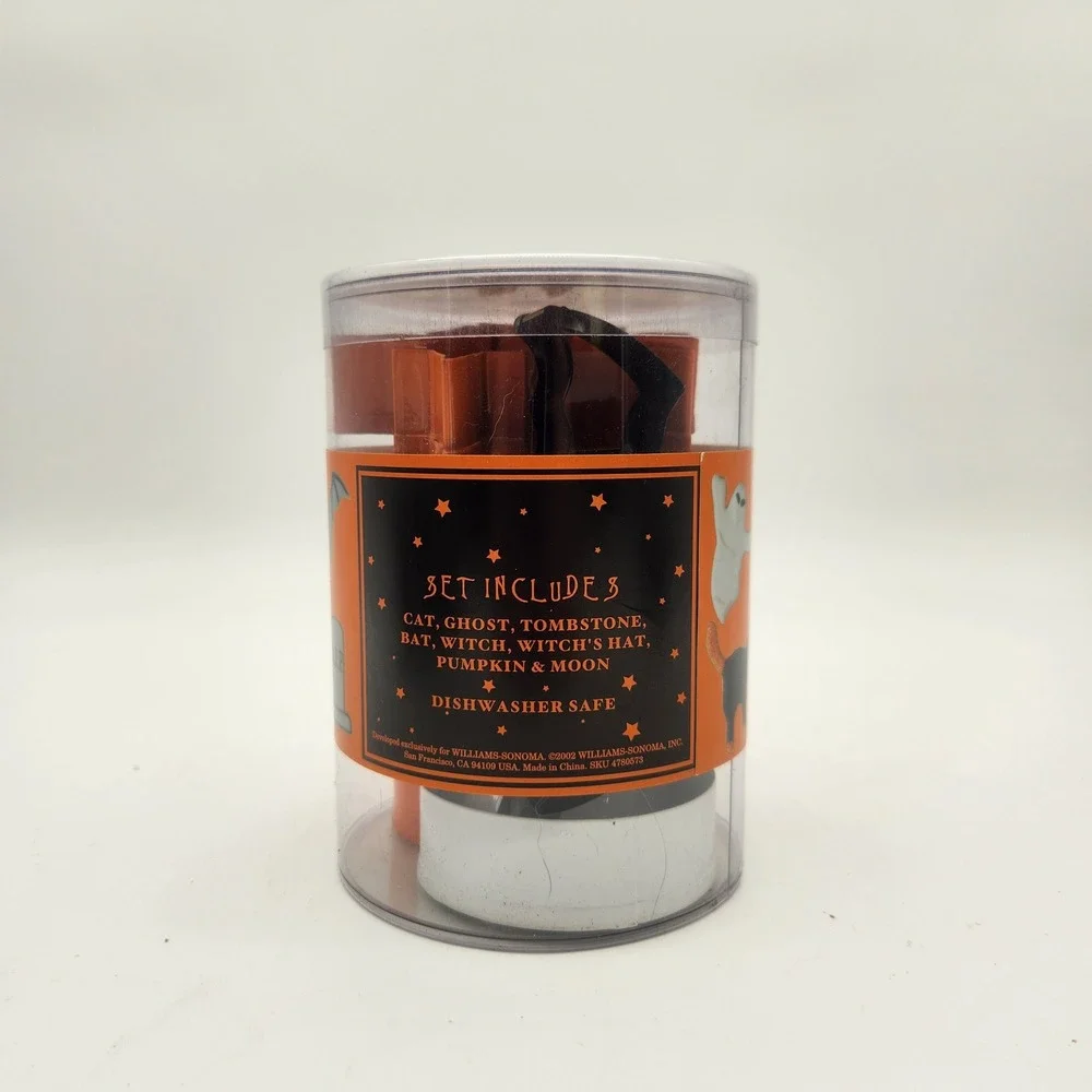 NWOT Williams Sonoma Vintage Halloween Cookie Cutters 8‎ Pieces Dishwasher Safe
